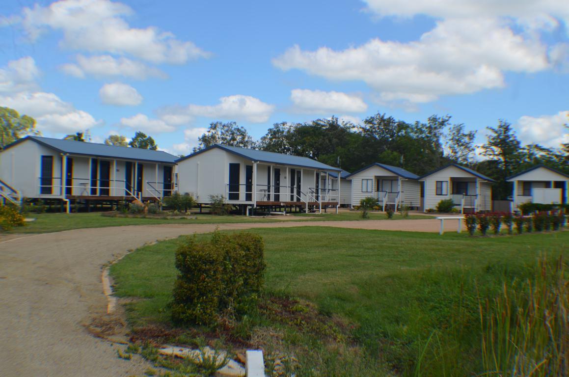 Wondai Accommodation Units And Villas Bagian luar foto
