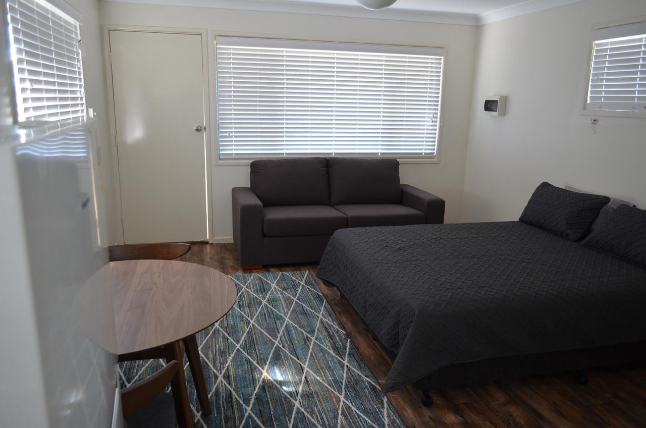 Wondai Accommodation Units And Villas Bagian luar foto