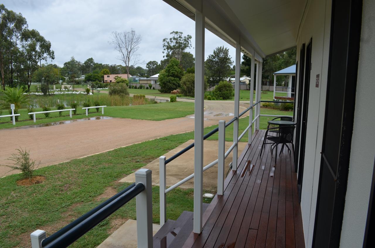 Wondai Accommodation Units And Villas Bagian luar foto